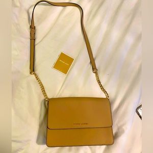 MICHAEL KORS Daniela Large Leather Crossbody